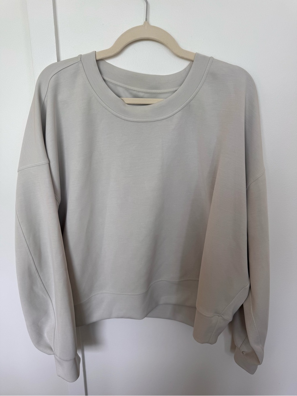 Lululemon Softstreme Perfectly Oversized Cropped Crew Women’s